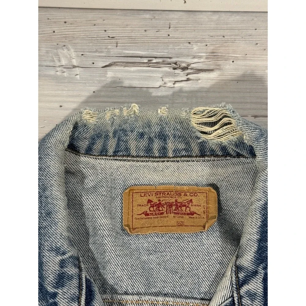 Vintage‎ Levi's Denim Jacket Vest Size M Harley Patch No Sleeves Rat Rod Cut